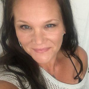 Meet your Posher, Myra